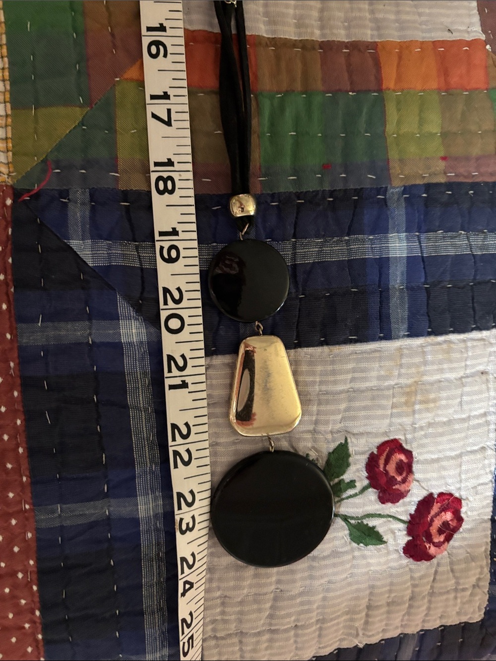 Black and Gold Pendant Necklace - Picture 6 of 6